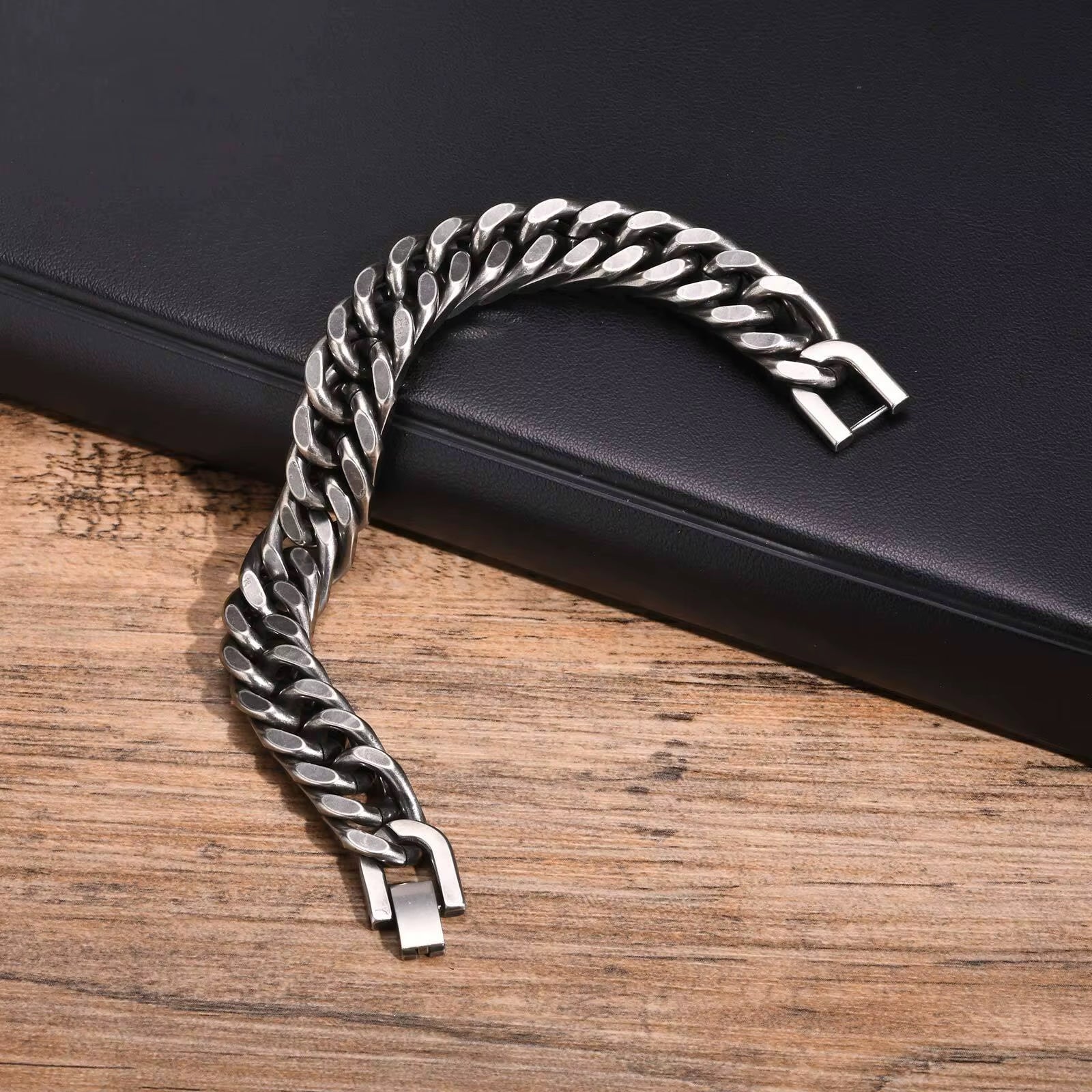 8Mm/12Mm Bold Heavy Stainless Steel Cuban Bracelets for Men Boys,Oxidized Metal Wristband,Punk Rock Chain Bracelet Jewelry